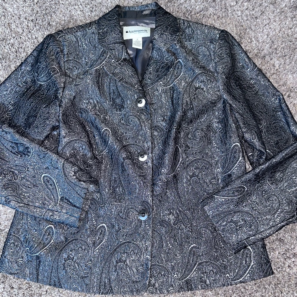 Appleseed’s Women’s Grey Paisley Print 3 Button Down Sz 14